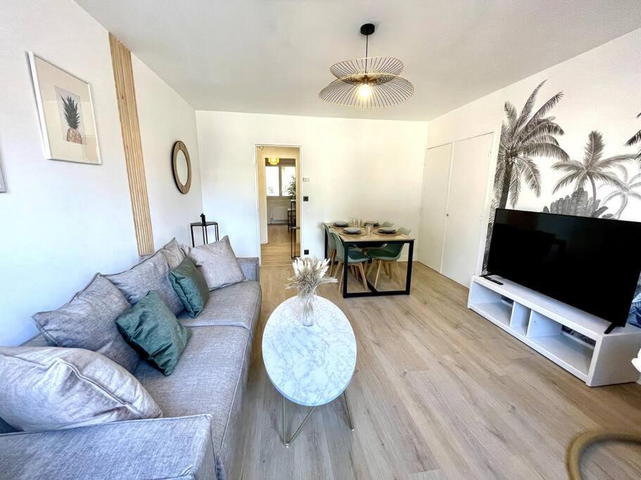 L'Instant Present - Calme & Elegant Proche Gare Apartment Roanne Luaran gambar